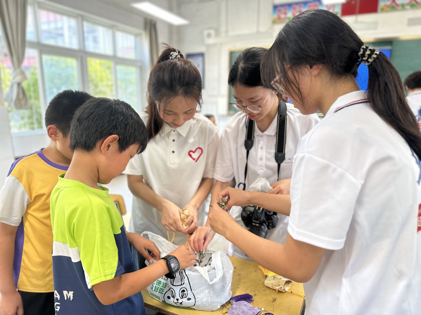 小学生的社会实践包括哪些