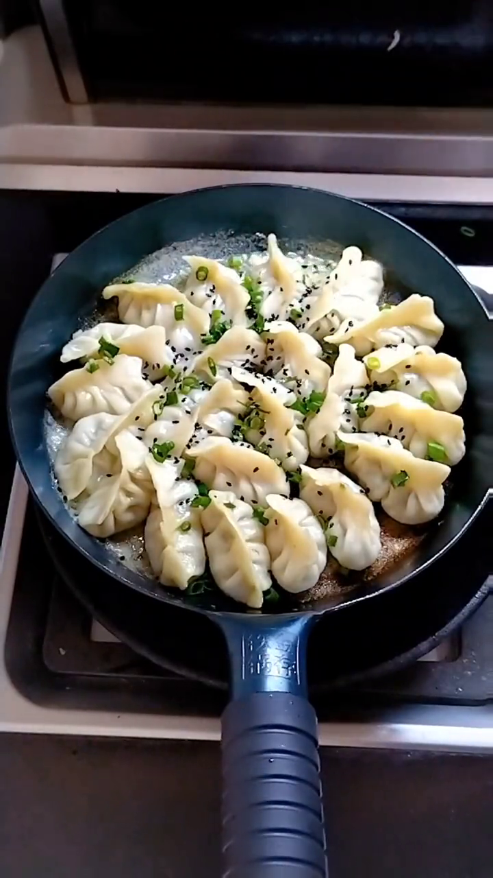 煎饺做法新鲜饺子怎么做煎饺